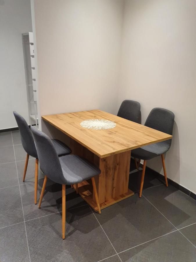 Smarte Dachgeschosswohnung Mit 2 Terrassen Direkt Am Hauptbahnhof ウィーン エクステリア 写真
